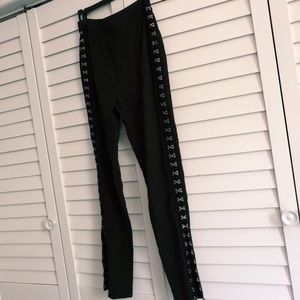 BLACK PANTS W BUCKLE SNAPS ON SIDES nasty gal